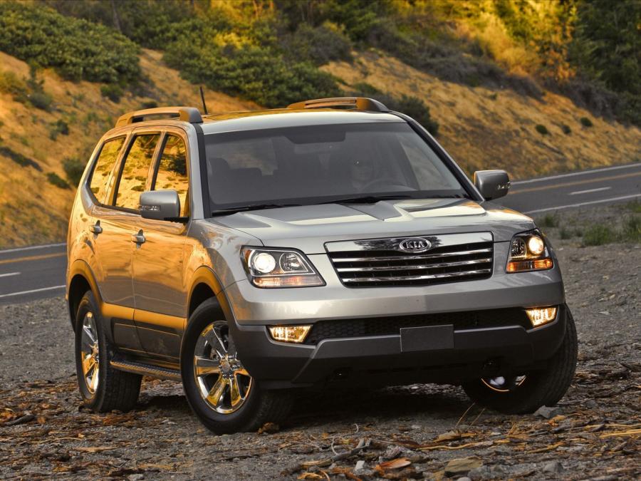  Kia Borrego 2009 года  (фото 86 из 345)